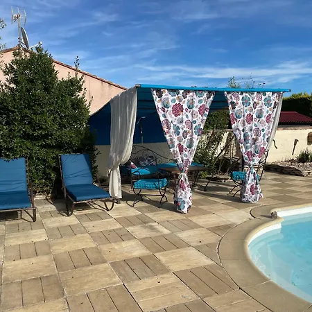 Les Volets Bleus Villa Calvisson